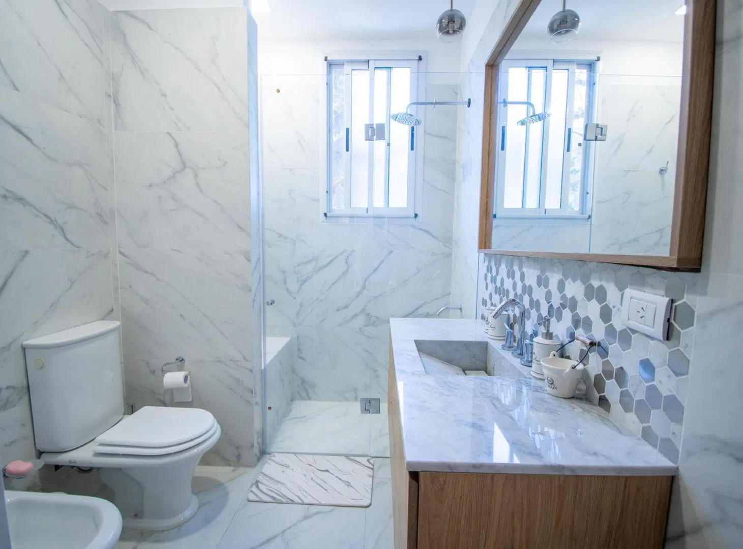 DEPARTAMENTO EN VENTA DOS DORMITORIOS BV. OROÑO 4