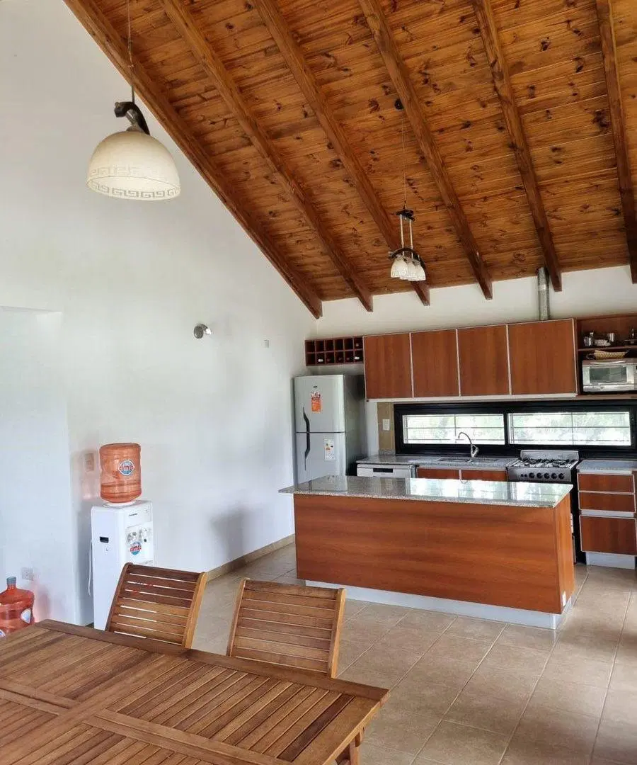 CASA EN VENTA 3 DORMITORIOS SCUBA FIELDS 4