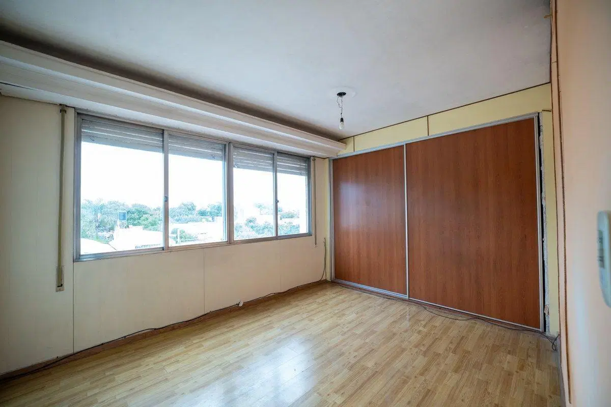 Departamento 2 dormitorios Piso exclusivo Escalera 8