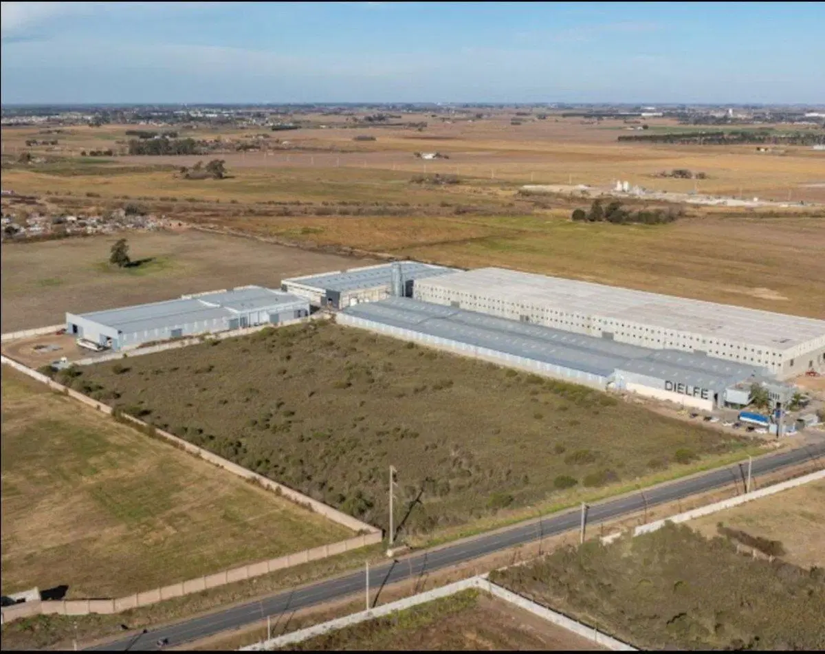LOTE EN VENTA, ZONA INDUSTRIAL 22.231,92M2 2