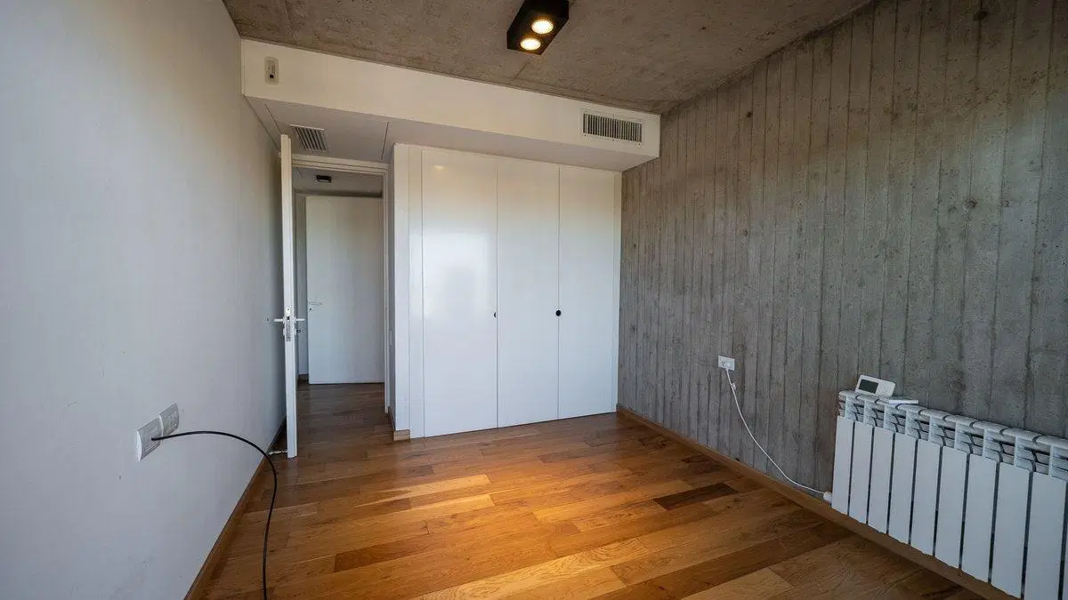 DEPARTAMENTO VENTA ARROYITO 3 DORMITORIOS COCHERA 3