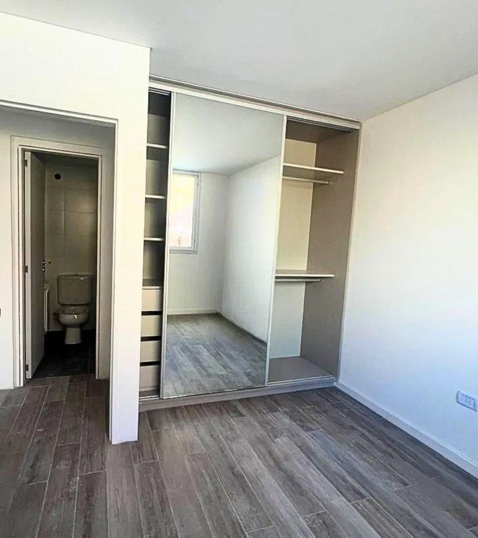 VENTA DEPARTAMENTO 1 DORMITORIO CENTRO COCHERA 5
