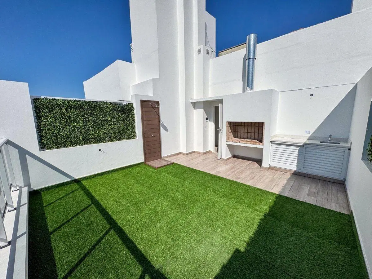 VENTA DEPARTAMENTO 1 DORMITORIO CENTRO COCHERA 2