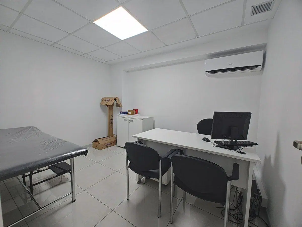 LOCAL COMERCIAL EN VENTA  ESTRENAR EXCELENTE RENTA 2