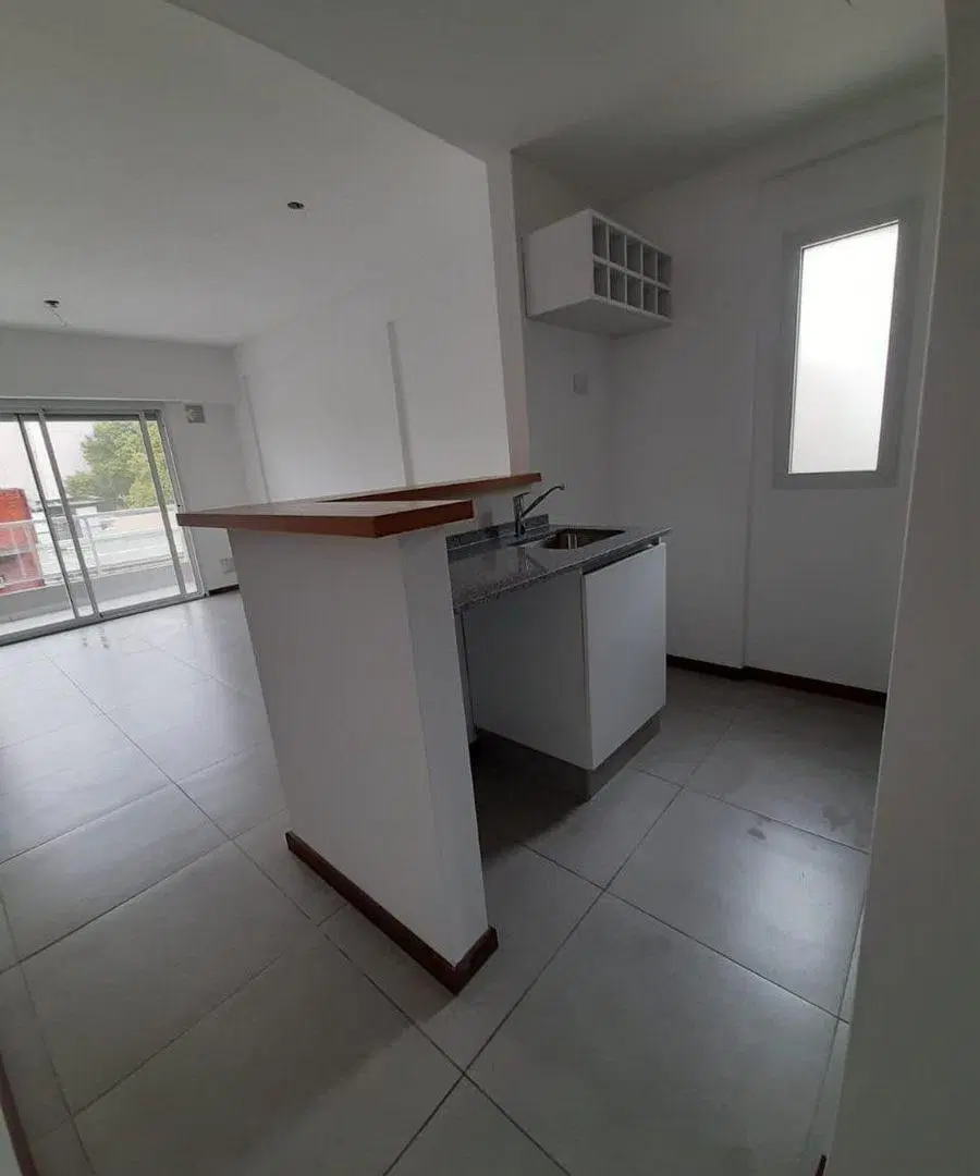 EN VENTA DEPARTAMENTO UN DORMITORIO BARRIO LOURDES 4