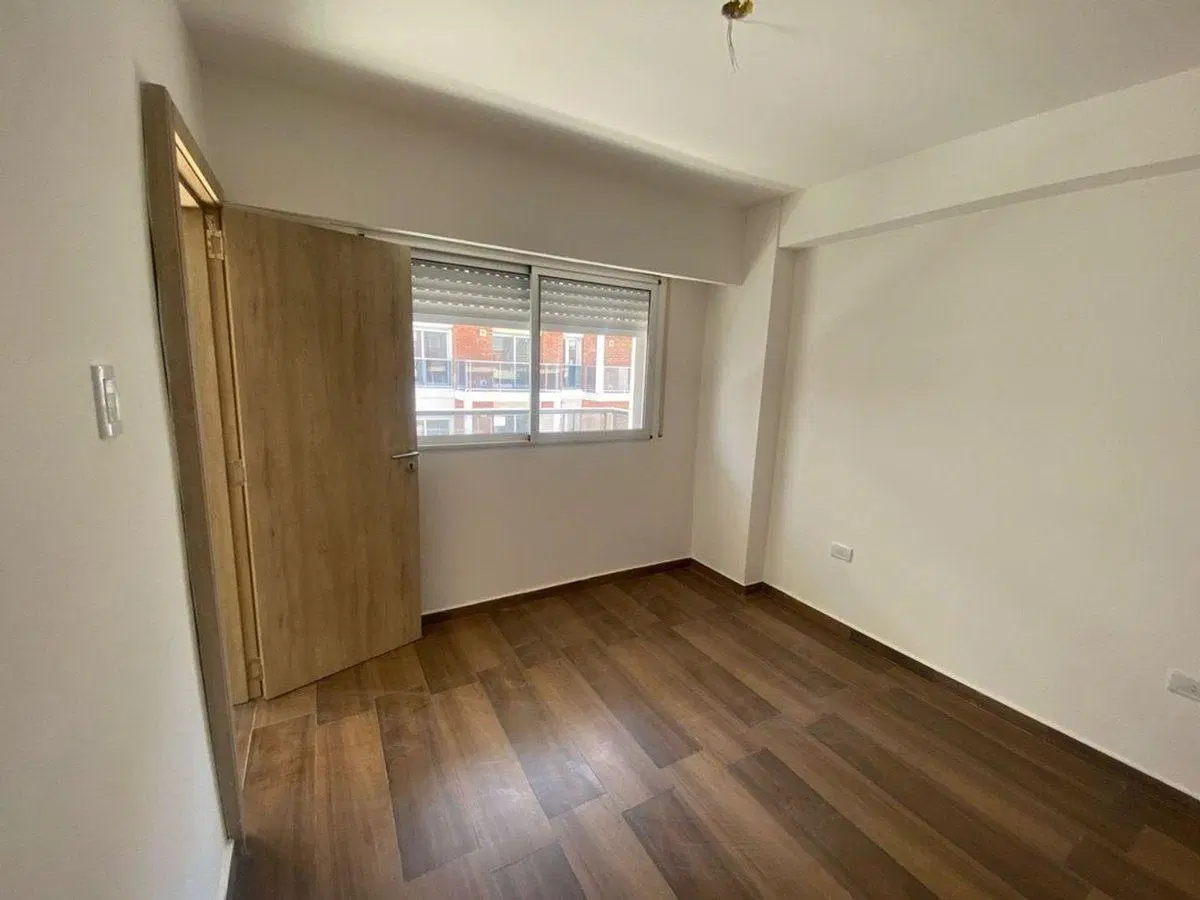 VENTA DEPARTAMENTO DE POZO 1 DORMITORIO 5