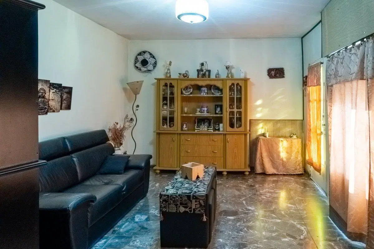 Venta - Casa 3 Dormis - cochera  b. Arroyito 4