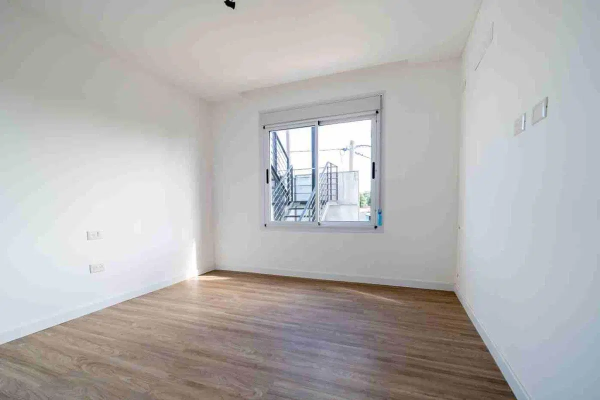 VENTA DEPARTAMENTO DE 2 DORMITORIOS GENERAL LAGOS 4