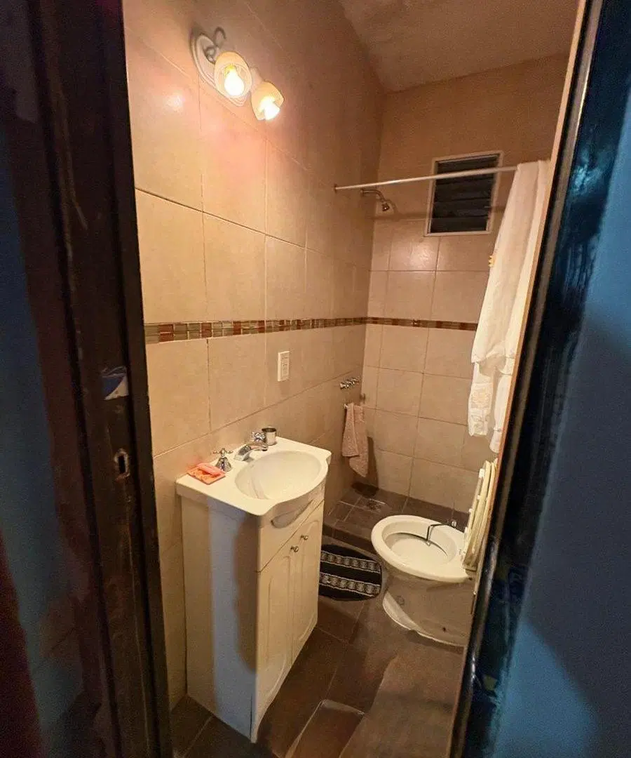 VENTA CASA EN BARRIO TIRO SUIZO CON COCHERA 4