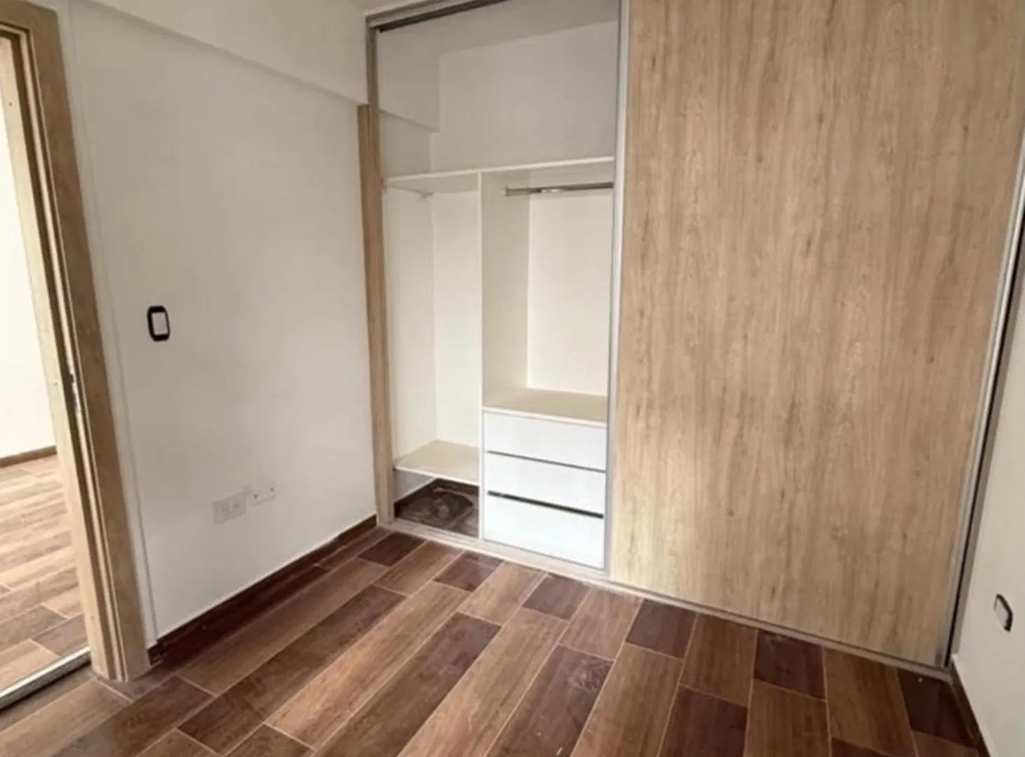VENTA DEPARTAMENTO UNDORMITORIO ZONA RIO 4