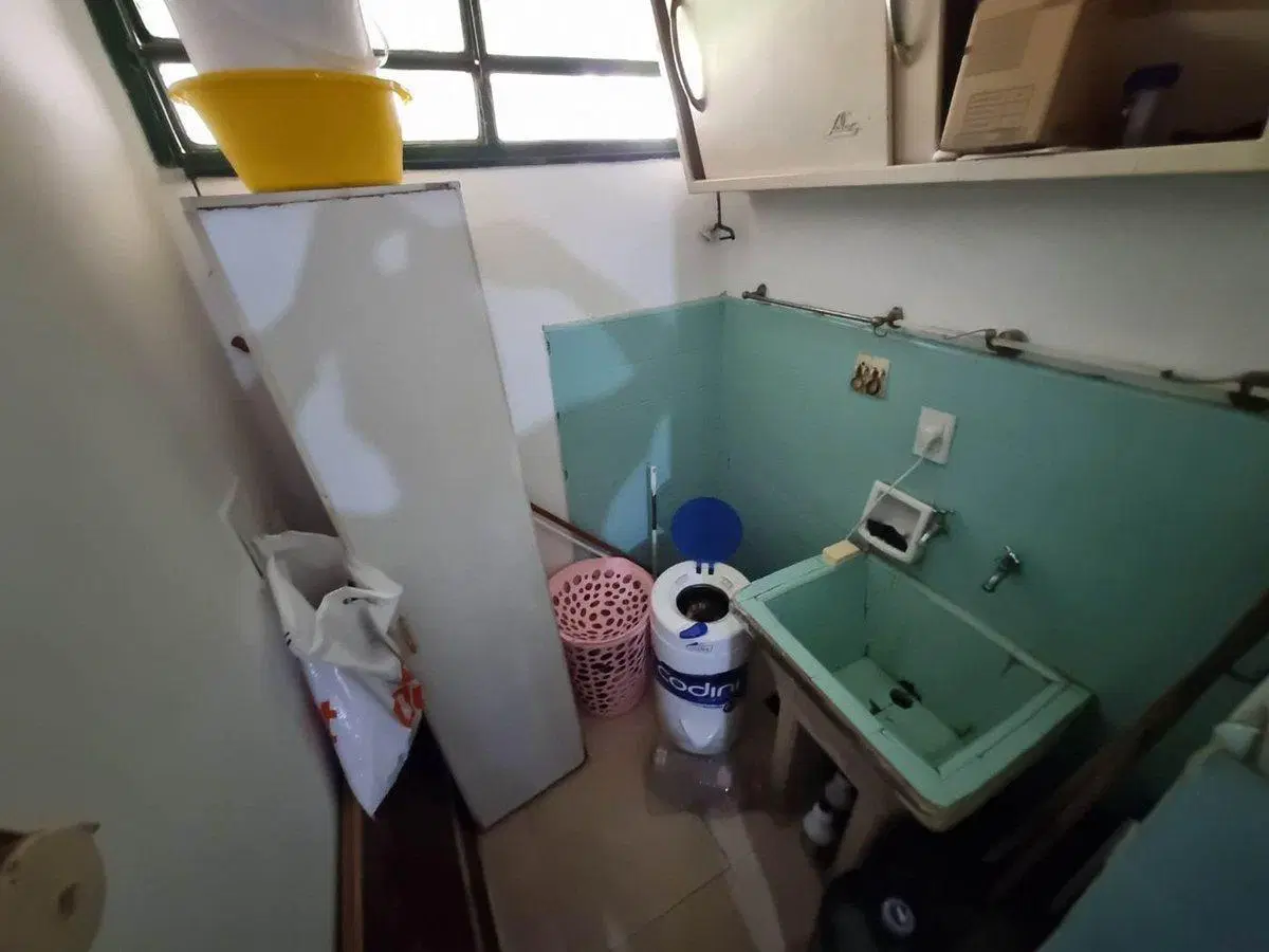 DEPTO DUPLEX EN VENTA DE 1 DORM EN CINCO ESQUINA 5