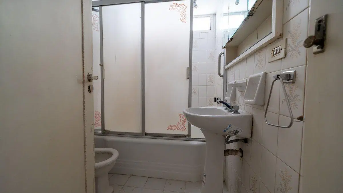 DEPARTAMENTO 3 DORMITORIOS CON COCHERA PJE ALVAREZ 3
