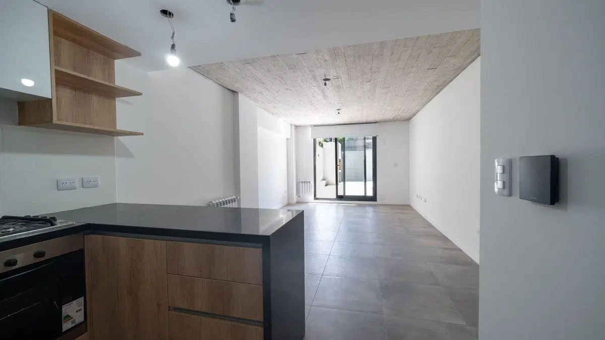 DEPARTAMENTO EN VENTA DOS DORMITORIOS CENTRO 3