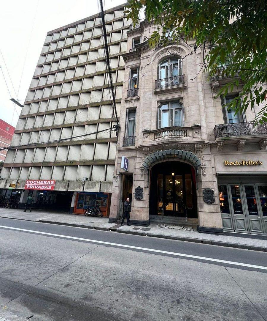 VENTA COCHERA SAN LORENZO 1032
