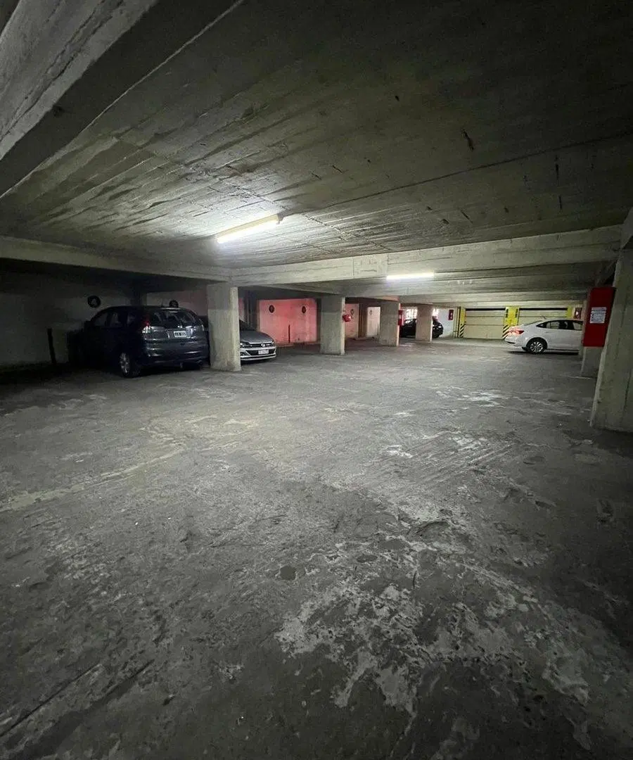 VENTA COCHERA SAN LORENZO 1032 5