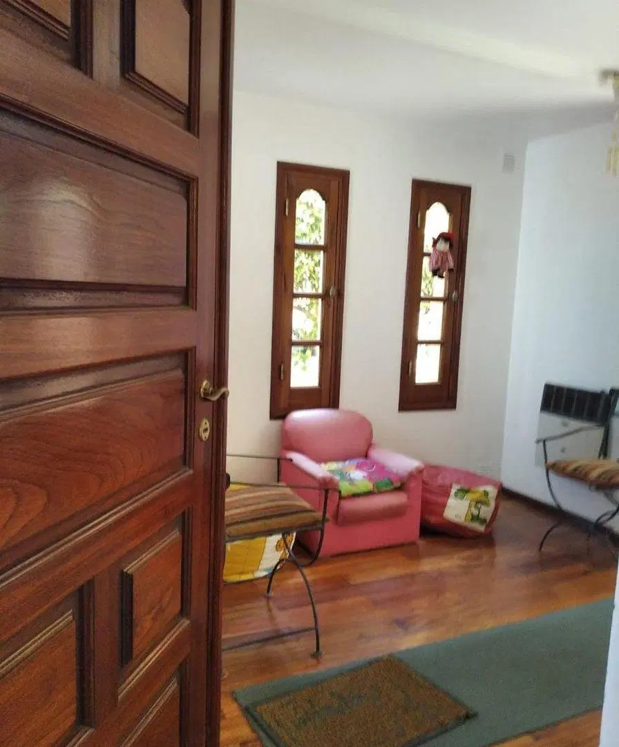 VENTA CASA CON CONSULTORIO O ESTUDIO ARROYO SECO 4