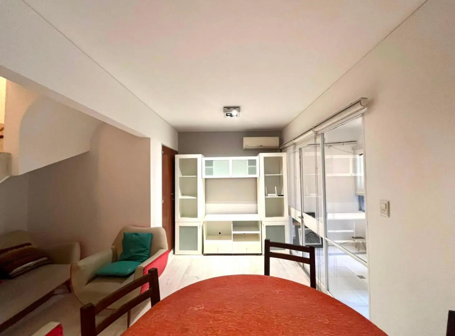 VENTA  DEPARTAMENTO 2 DORMITORIOS ZONA CENTRO 3