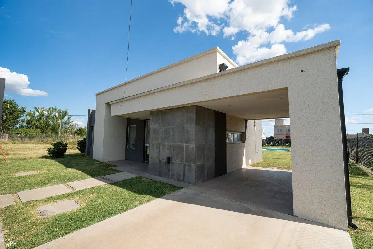VENTA CASA EN ROLDAN BARRIO EL MOLINO 2