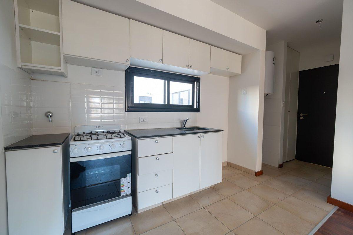 Foto de DEPARTAMENTO VENTA MONOAMBIENTE CON BALCON MARTIN, imagen 2