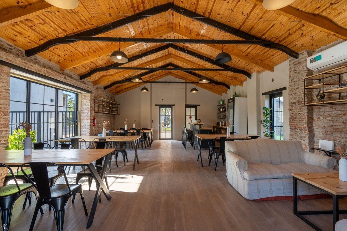 Foto de LOCAL COMERCIAL EN VENTA FUNES, imagen 1
