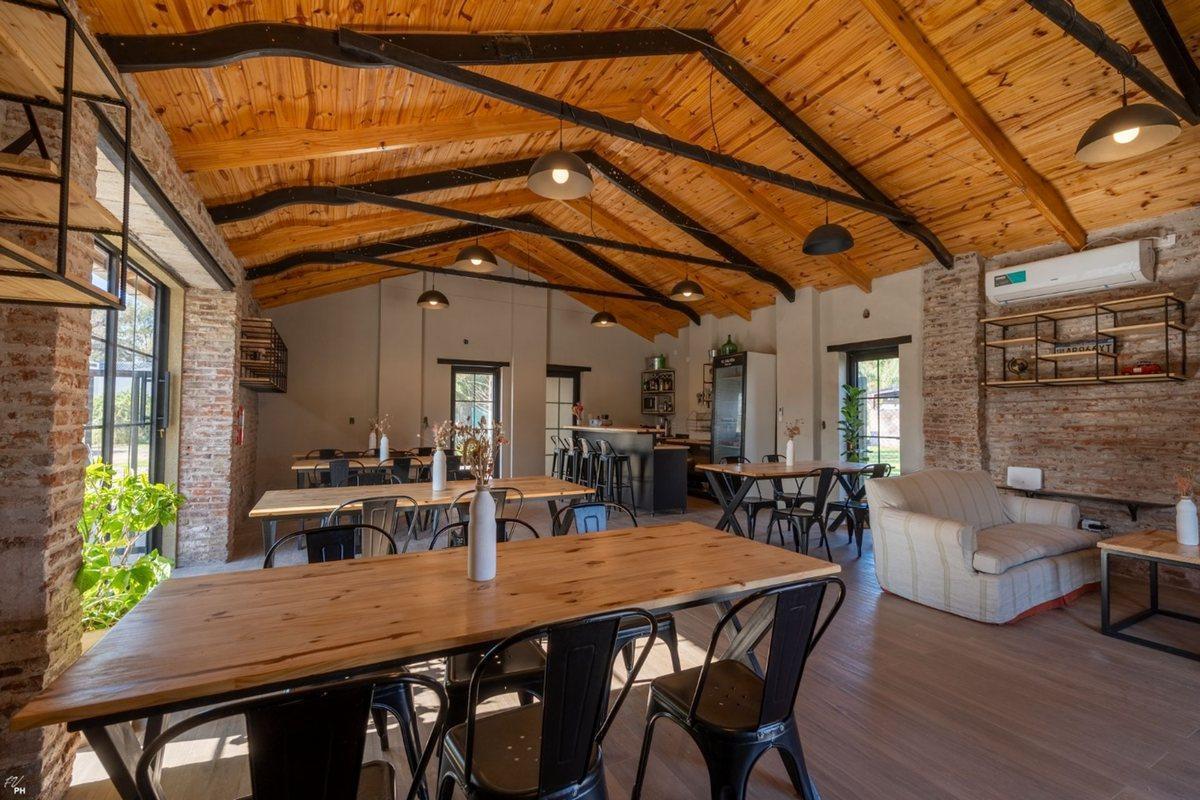 Foto de LOCAL COMERCIAL EN VENTA FUNES, imagen 3