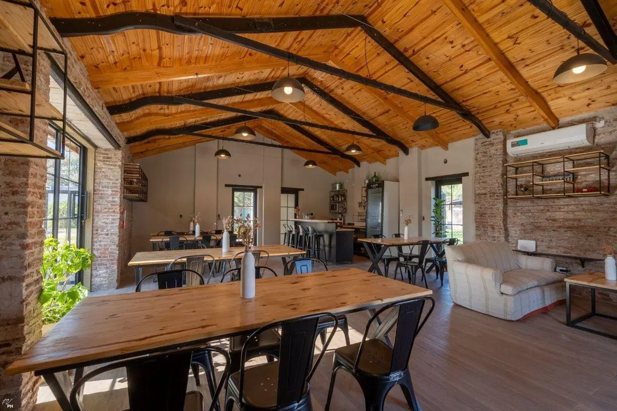 LOCAL COMERCIAL EN VENTA FUNES 3