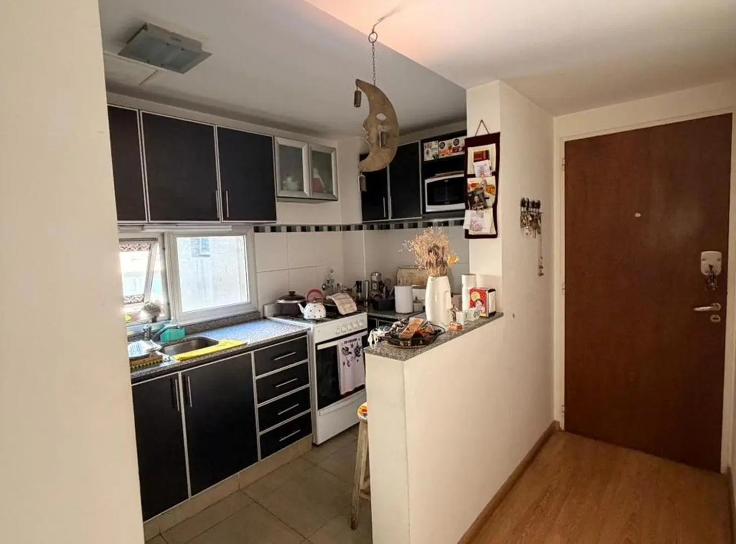 VENTA DEPARTAMENTO DOS DORMITORIOS COCHERA LOURDES 4