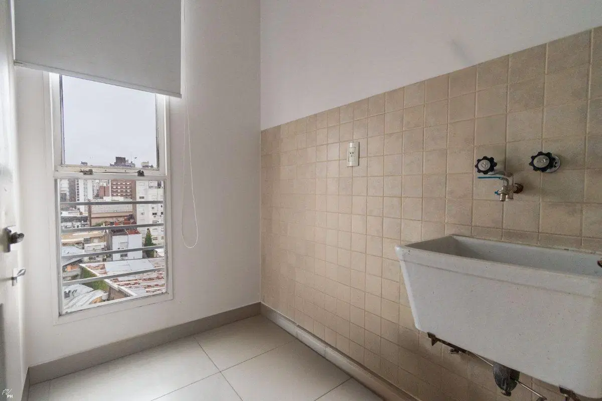 VENTA DEPARTAMENTO 2 DORMITORIOS CENTRO COCHERA 2