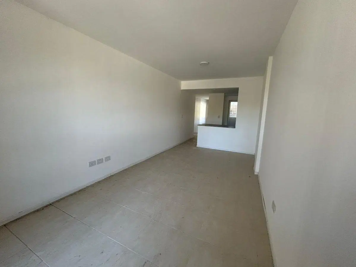 VENTA DEPTO. 1 DORM  CON COCHERA  G. BAIGORRIA 3