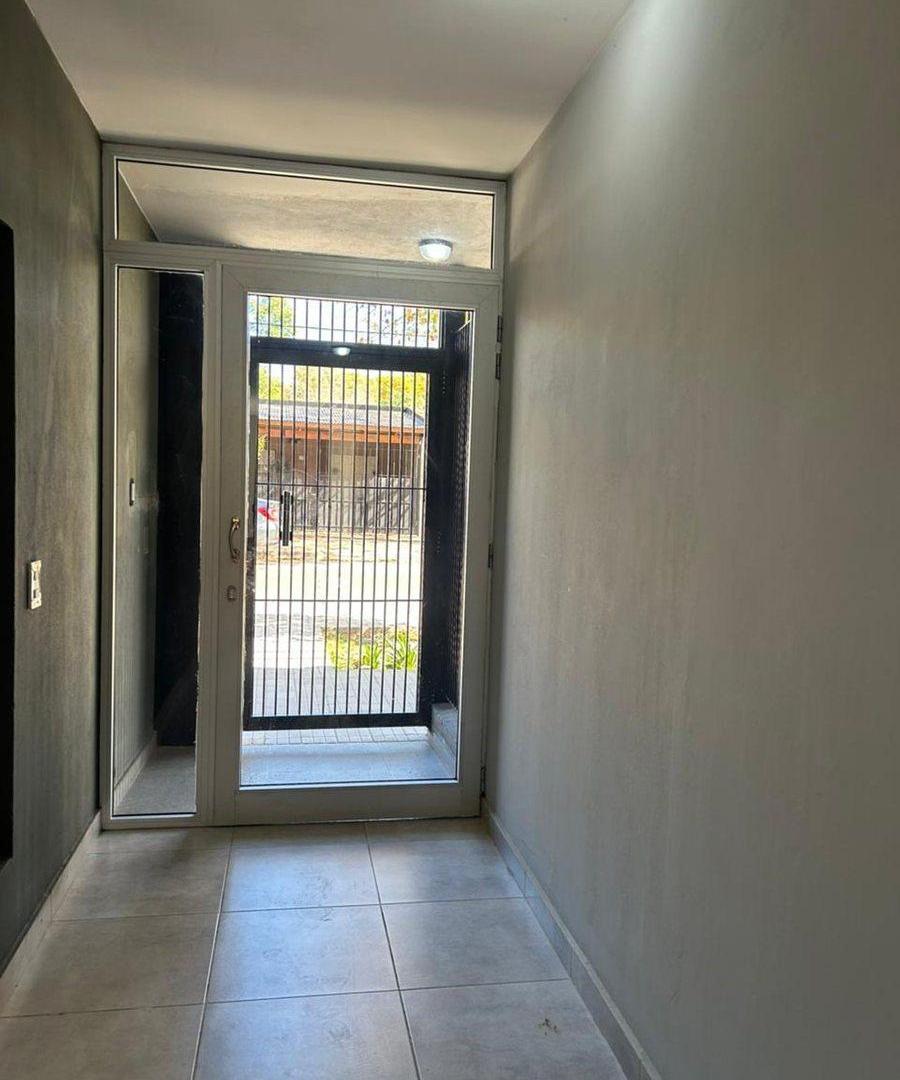 VENTA DEPTO. 1 DORM CON COCHERA G. BAIGORRIA