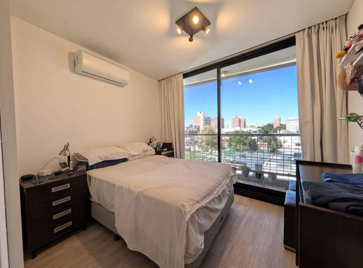 VENTA DEPARTAMENTO 2 DORMITORIOS. BALCÒN PICHINCHA 5