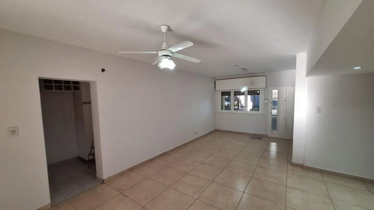 VENTA CASA 4 DORMITORIOS JARDÍN PILETA FISHERTON 5