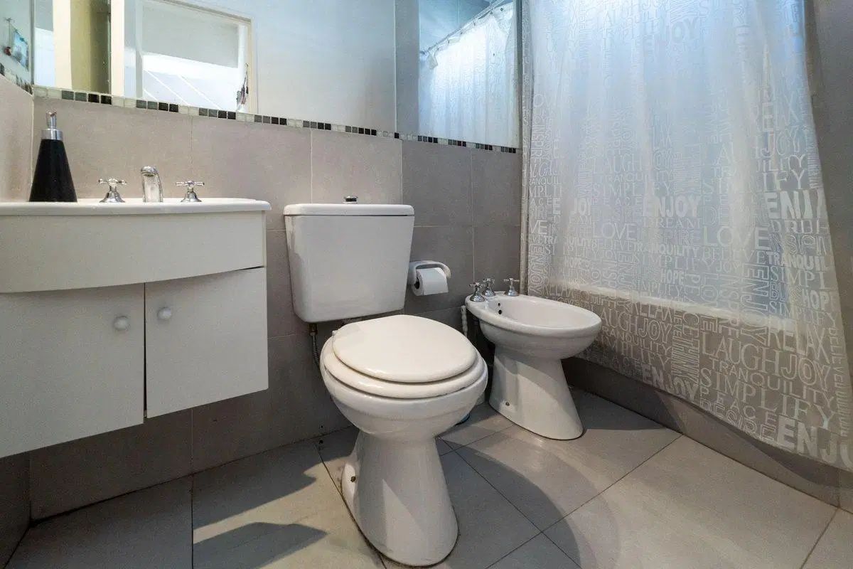 VENTA DEPARTAMENTO 1 DOR. MAS COMODIN CON COCHERA 5