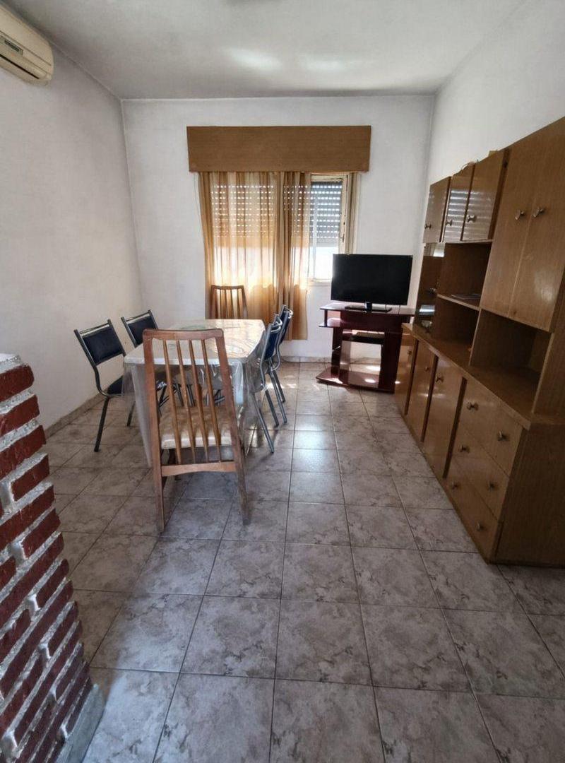 CASA EN VENTA PLANTA ALTA DOS DOMITORIOS Y PATIO