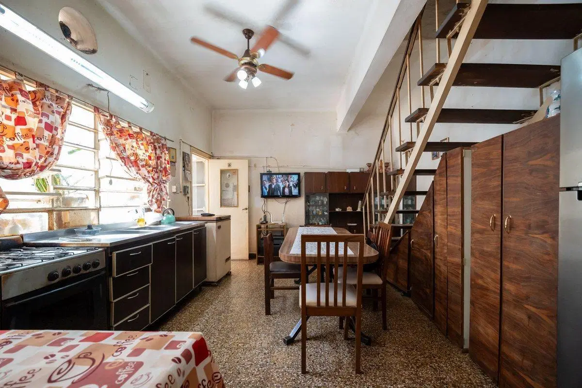 DEPTO. VENTA PASILLO ÚNICO NO PH  2 DORMIT. 5