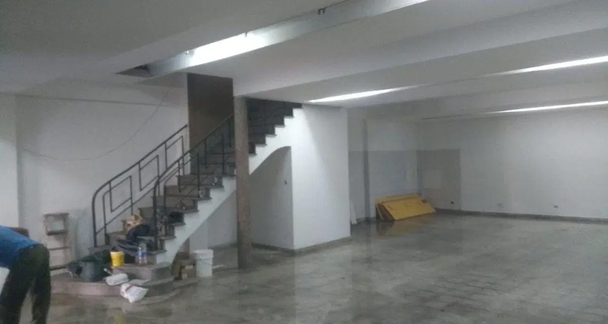 VENTA DE LOCAL COMERCIAL EN PICHINCHA DE 2 PLANTAS 4