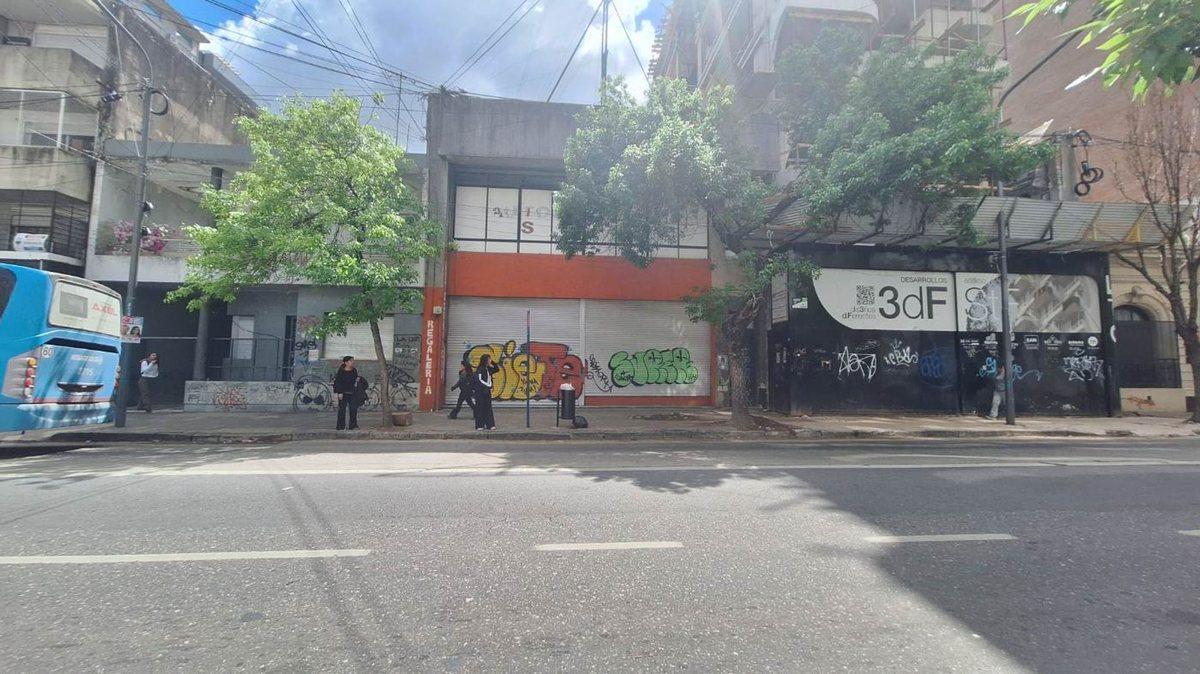 VENTA DE LOCAL COMERCIAL EN PICHINCHA DE 2 PLANTAS