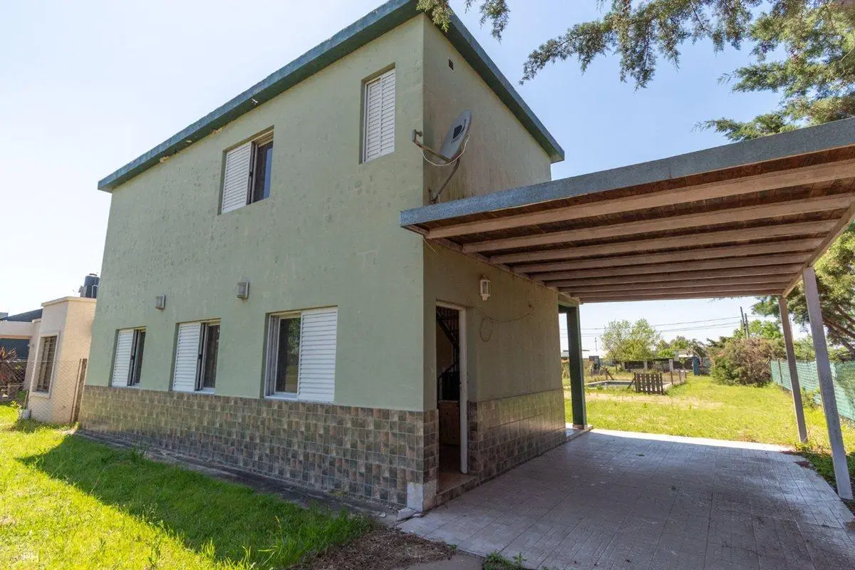 VENTA CASA DE 3 DORMITORIOS PUNTA CHACRA 5