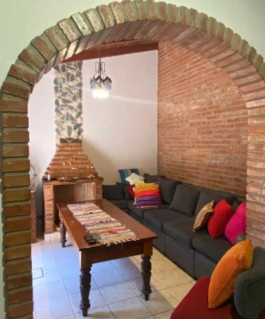 CASA EN VENTA DE PASILLO DOS DORMIS TIRO SUIZO 4