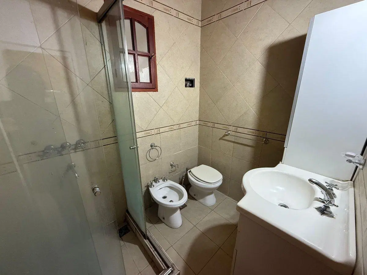 CASA EN VENTA 2 DORMITORIOS, BARRIO BELGRANO 2