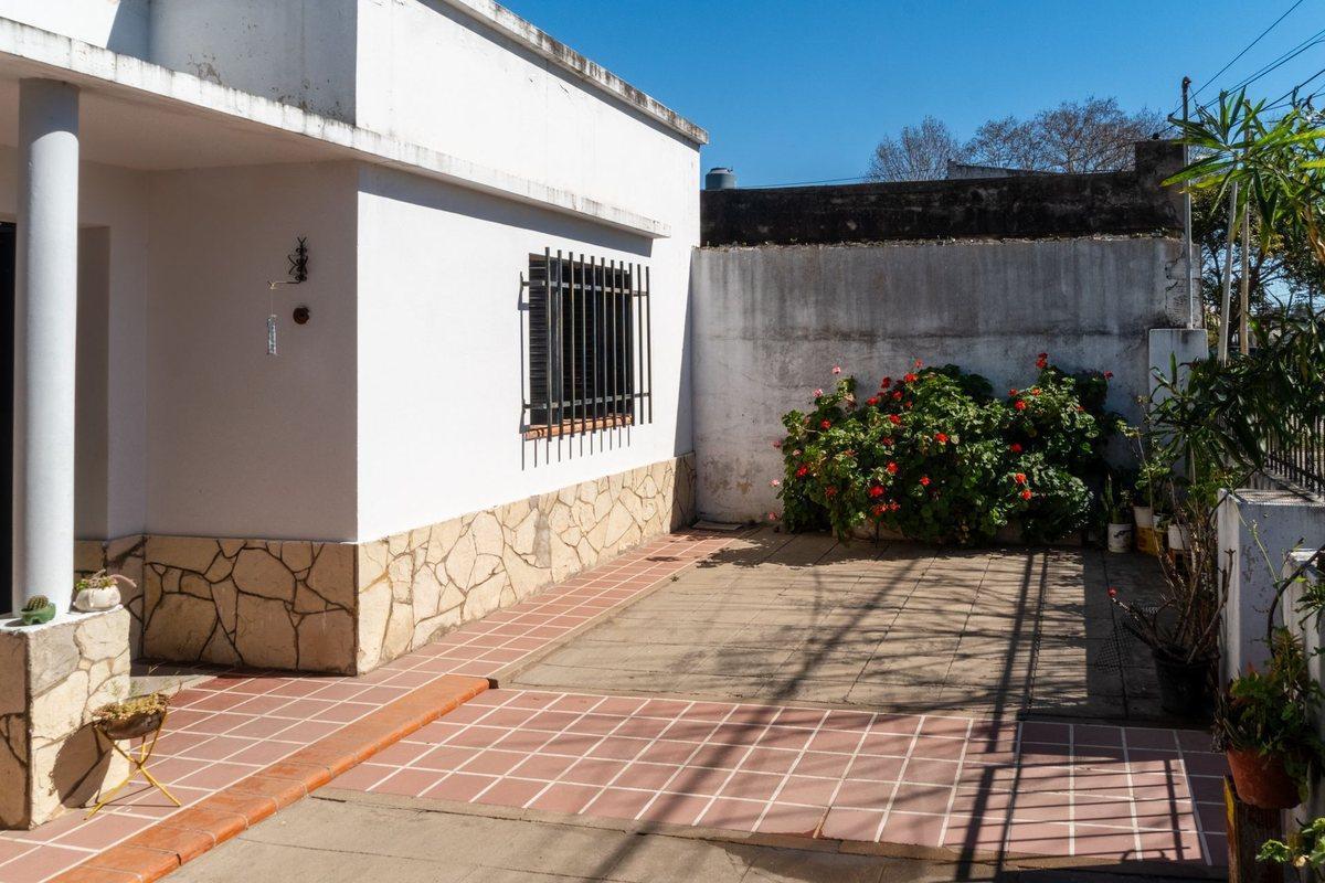 Venta Galpon con Casa
