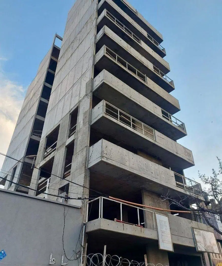 LOCAL COMERCIAL EN VENTA -  27 DE FEB Y CORRIENTES 4