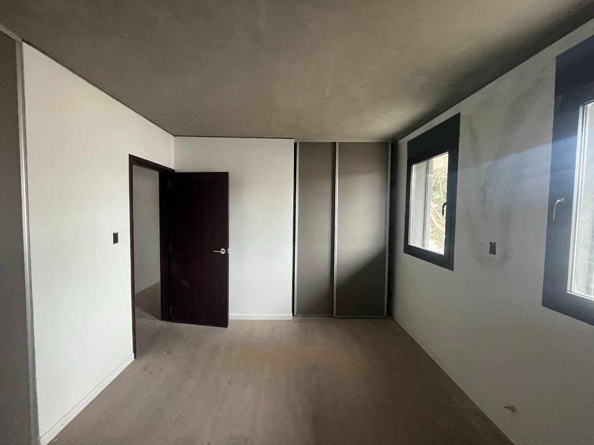 Foto de VENTA DEPTO 2 DORMITORIOS 27 DE FEB. ESQ PTE. ROCA, imagen 5