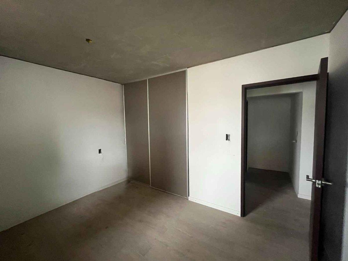 Foto de VENTA DEPTO 2 DORMITORIOS 27 DE FEB. ESQ PTE. ROCA, imagen 2