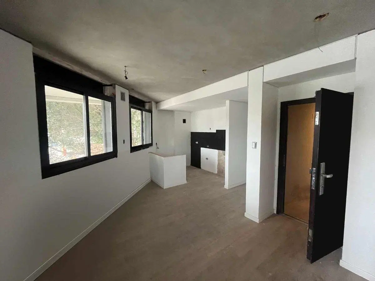 VENTA DEPTO 2 DORMITORIOS 27 DE FEB. ESQ PTE. ROCA 4