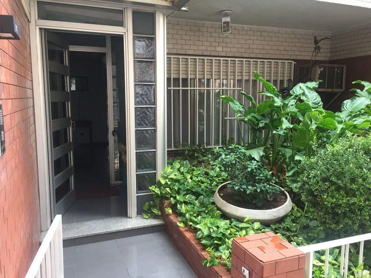 VENTA CASA 4 DORMITORIOS-APTO CREDITO BARRIO CURA 2