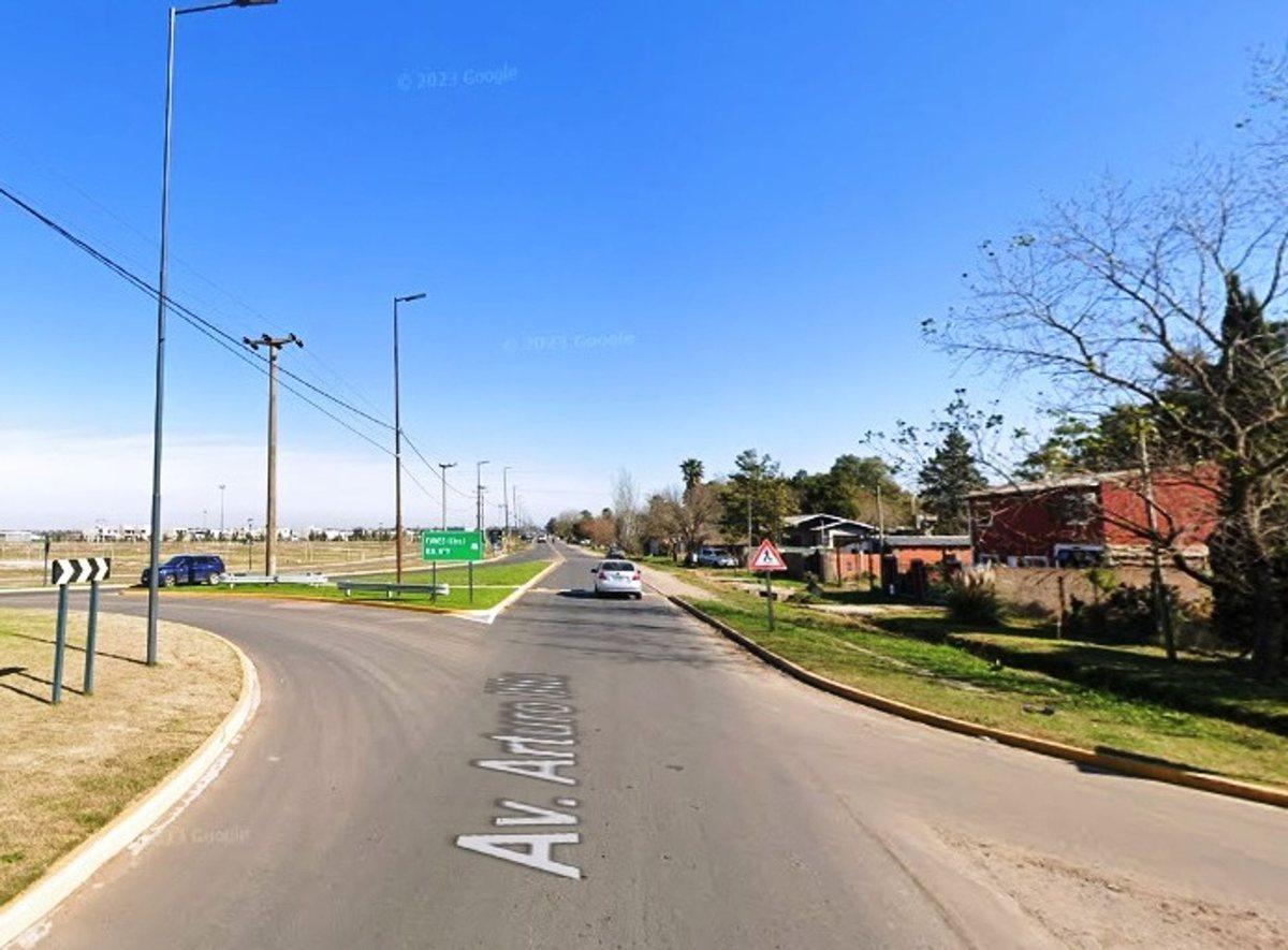 Foto de TERRENO EN VENTA FUNES SOBRE AV. IILIA 300M2, imagen 3