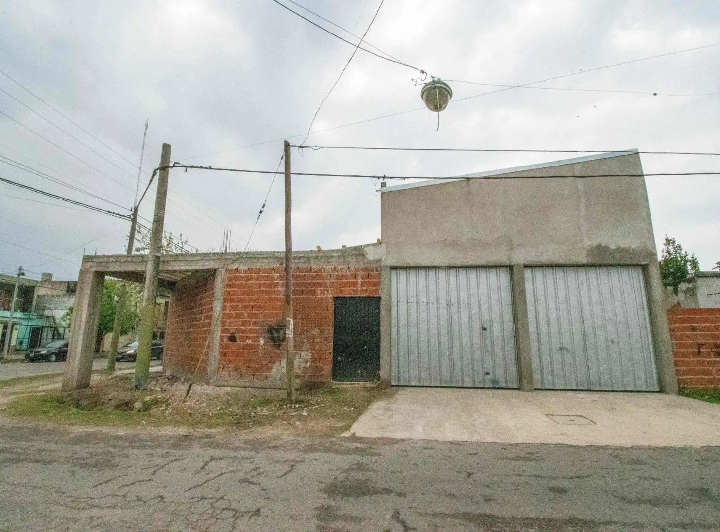 GALPÓN A LA VENTA CON LOCALES EMPALME GRANEROS 3