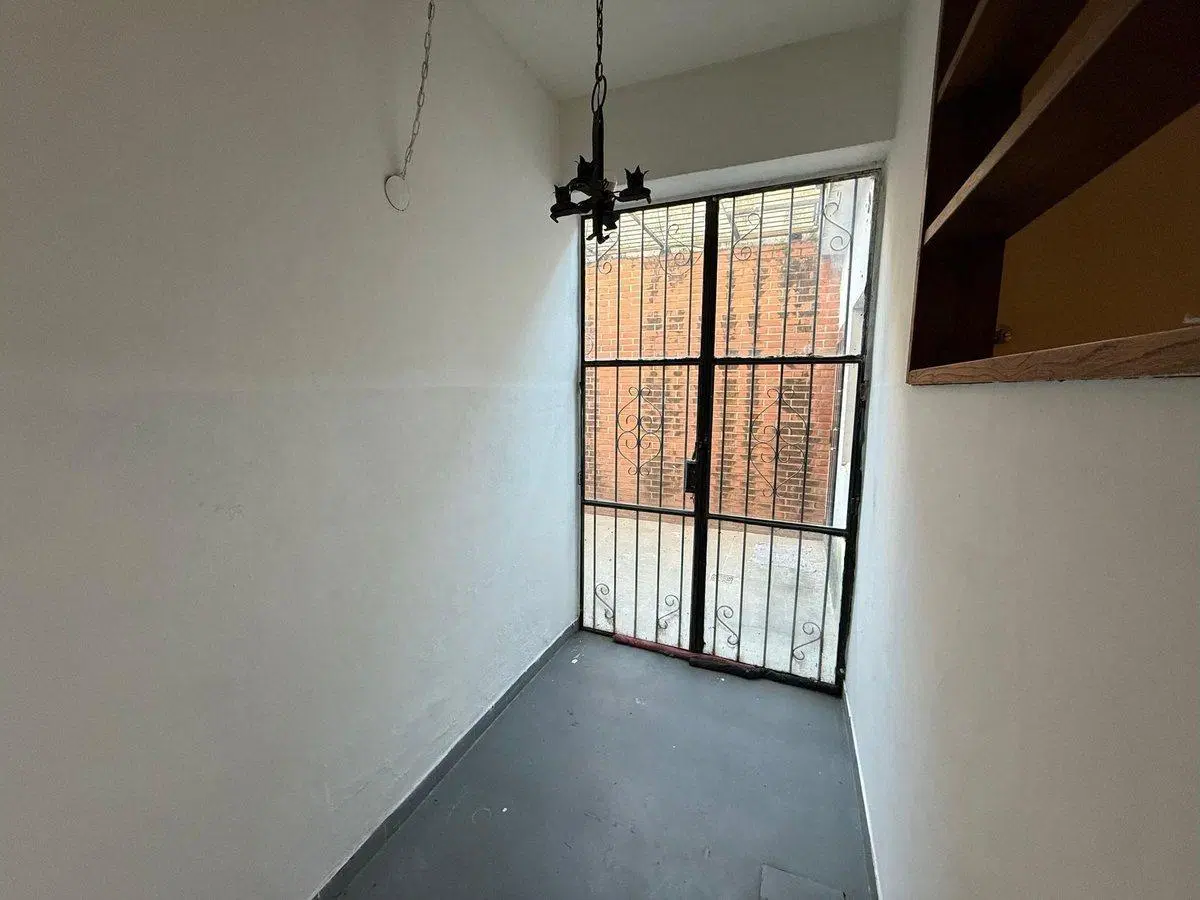 DEPTO PASILLO VENTA PLANTA BAJA 2 DORMI PATIO 5