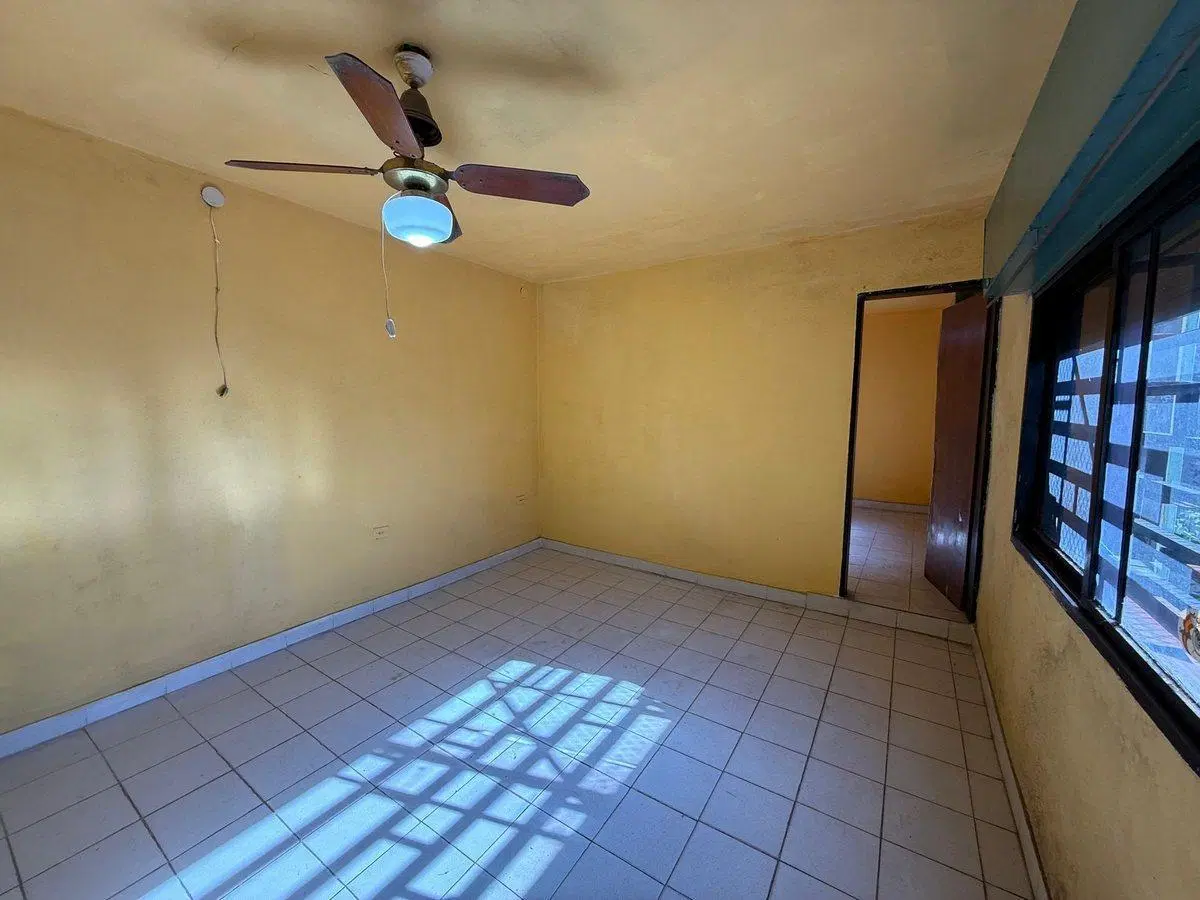 CASA VENTA DOS PLANTAS A RECICLAR BARRIO CURA 3